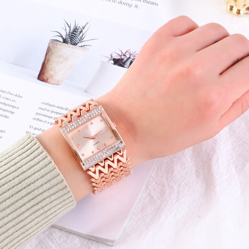Hot Selling Square Wrist Watches for Women Stainless Steel in Rose Silver Gold Colors